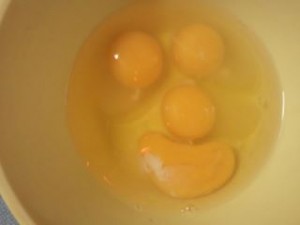 smiley-eggs